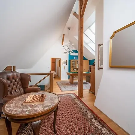 Tower Suite: 150m²duplex Praga