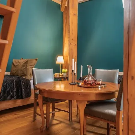Tower Suite: 150m²duplex * براغ